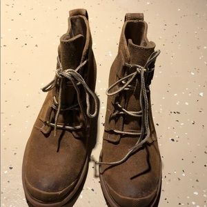Sorel distressed suede lace up wedge boots